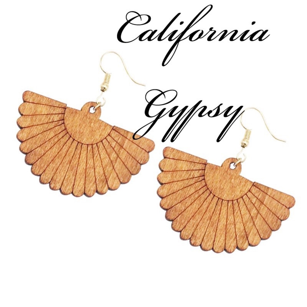 Boho Festival hippie etched wood earrings๐ธ - Picture 3 of 3